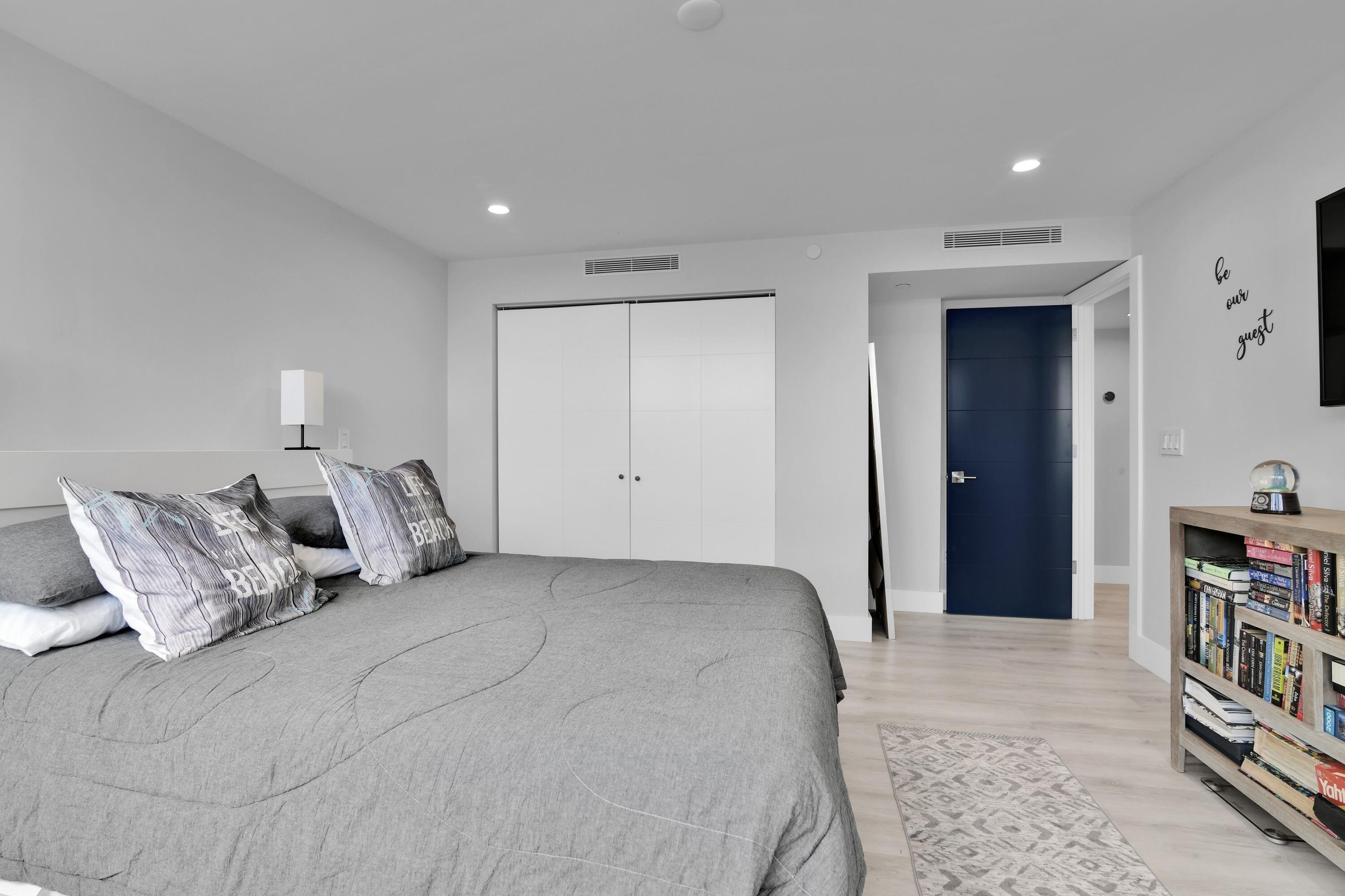 PORTA BELLA EAST - Residential