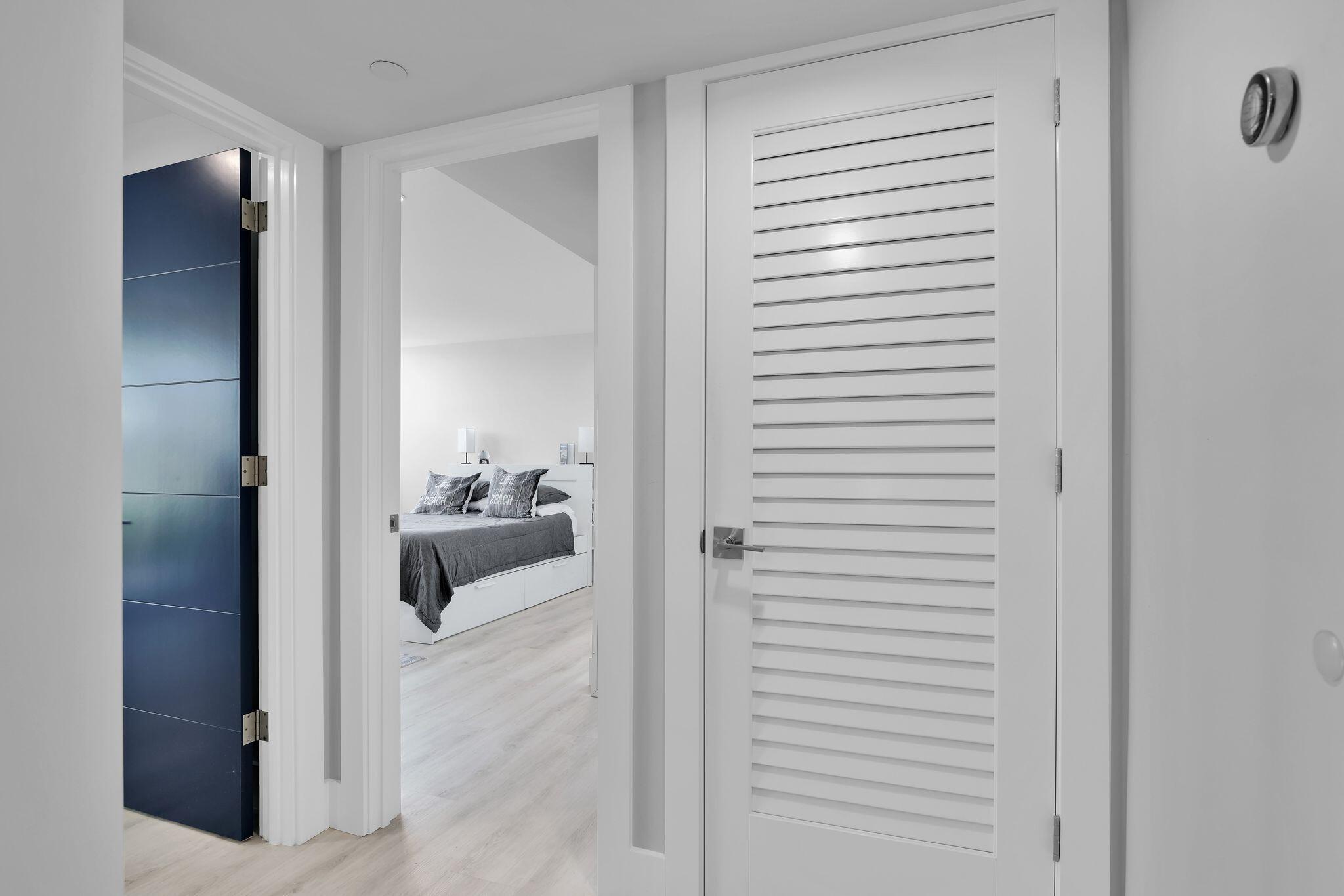 PORTA BELLA EAST - Residential