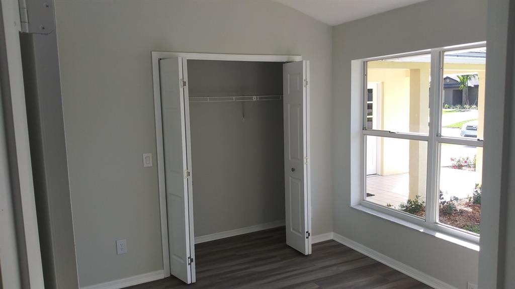 PORT ST LUCIE SECTION 3 - Residential