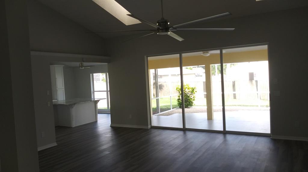 PORT ST LUCIE SECTION 3 - Residential