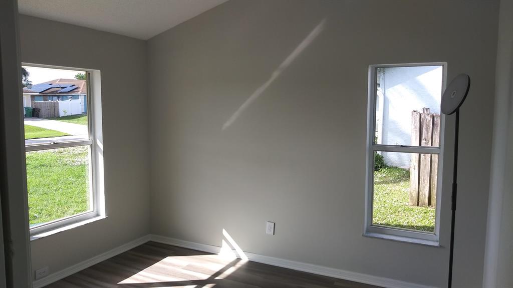 PORT ST LUCIE SECTION 3 - Residential