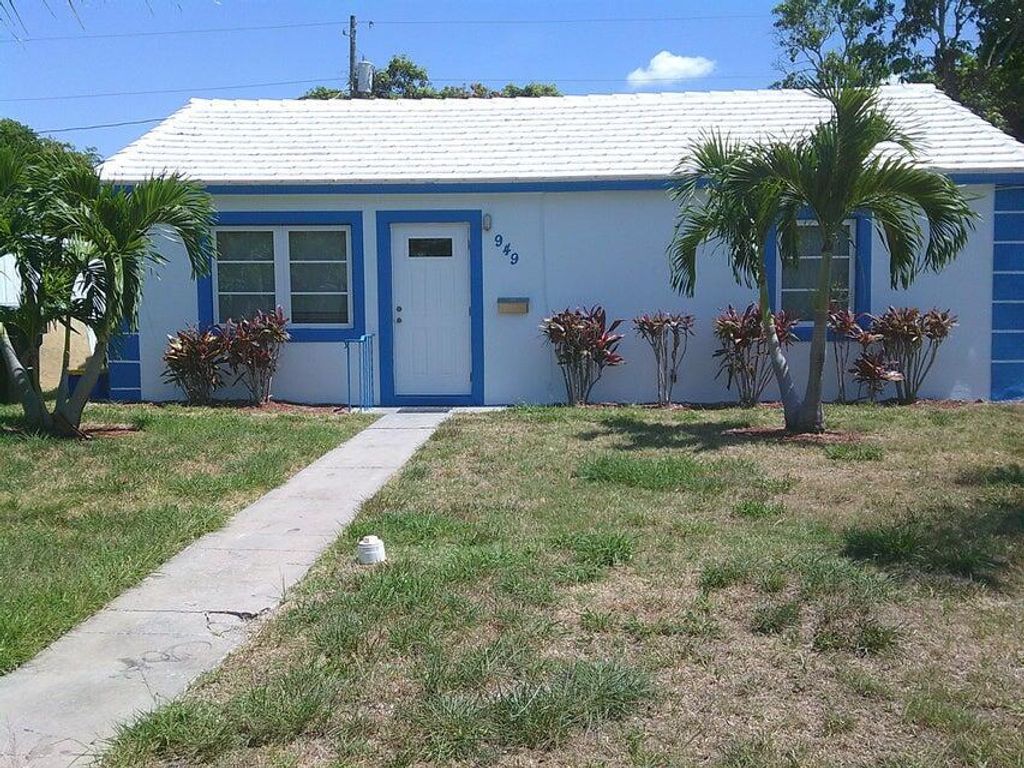 Photo of 949 30th Street, West Palm Beach, FL 33407 (MLS # R11167692)