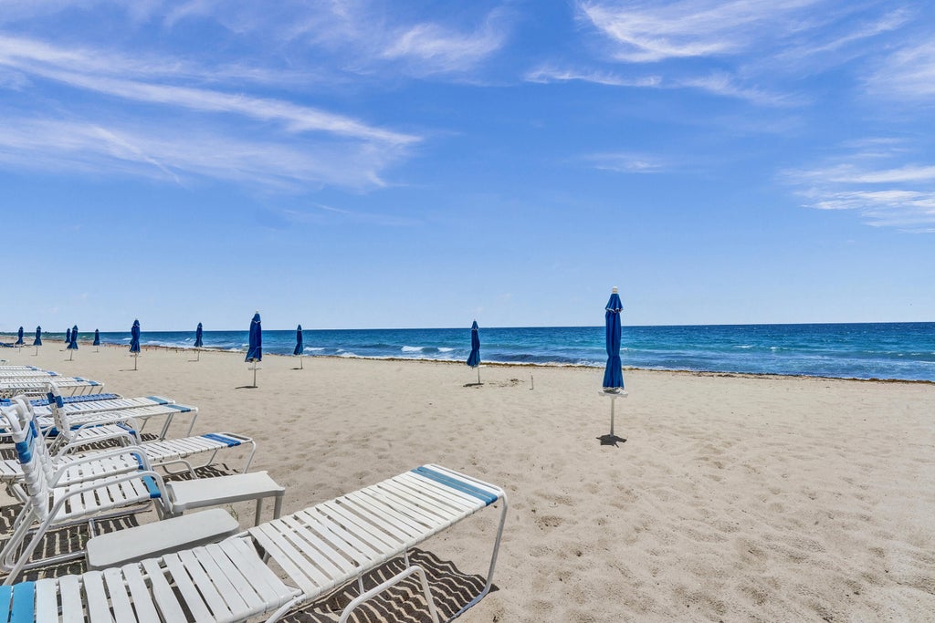 Photo of 3600 Galt Ocean Drive #15E, Fort Lauderdale, FL 33308 (MLS # B26066416)
