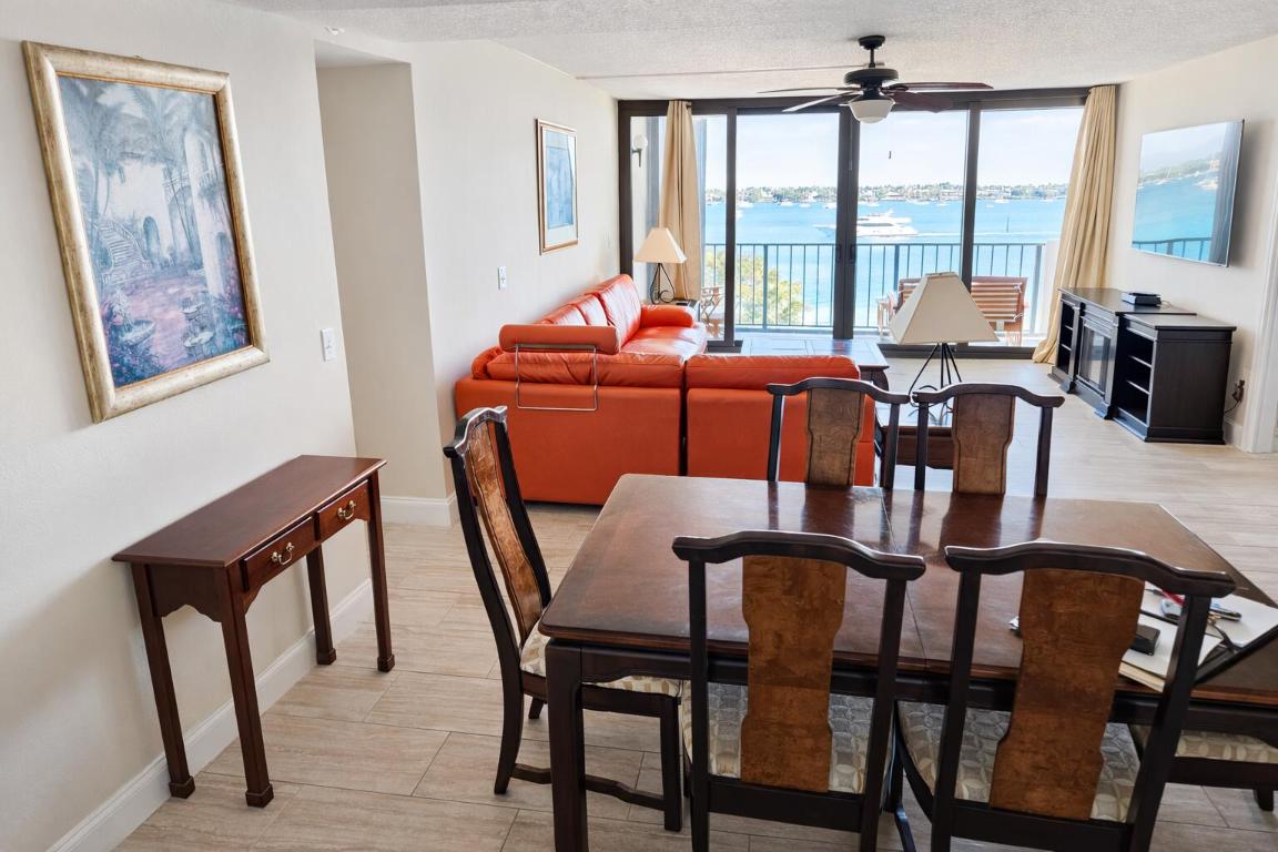 PALM BEACH HOUSE CONDO - Residential Lease