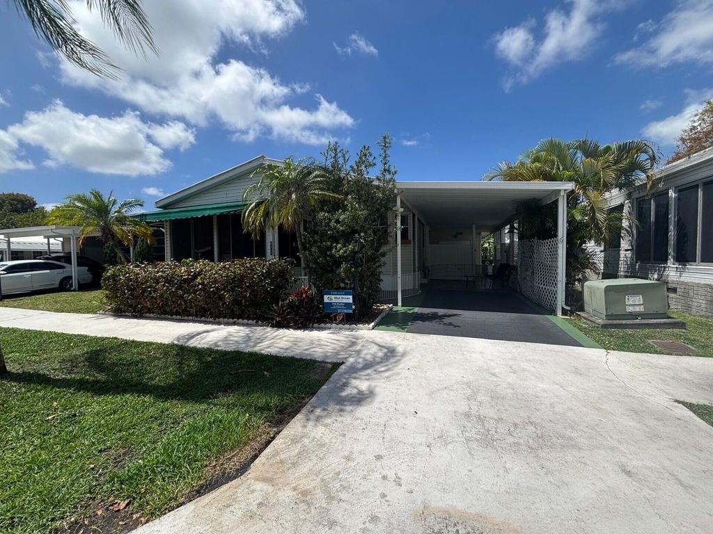 Photo of 6567 NW 34th Avenue, Coconut Creek, FL 33073 (MLS # R11155821)
