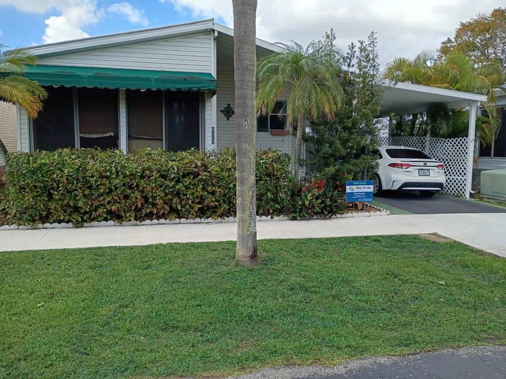 Photo of 6567 NW 34th Avenue, Coconut Creek, FL 33073 (MLS # R11155821)