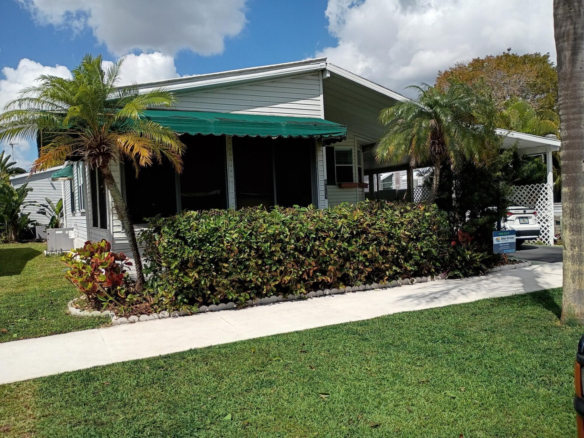 TALLOWWOOD ISLE - Residential
