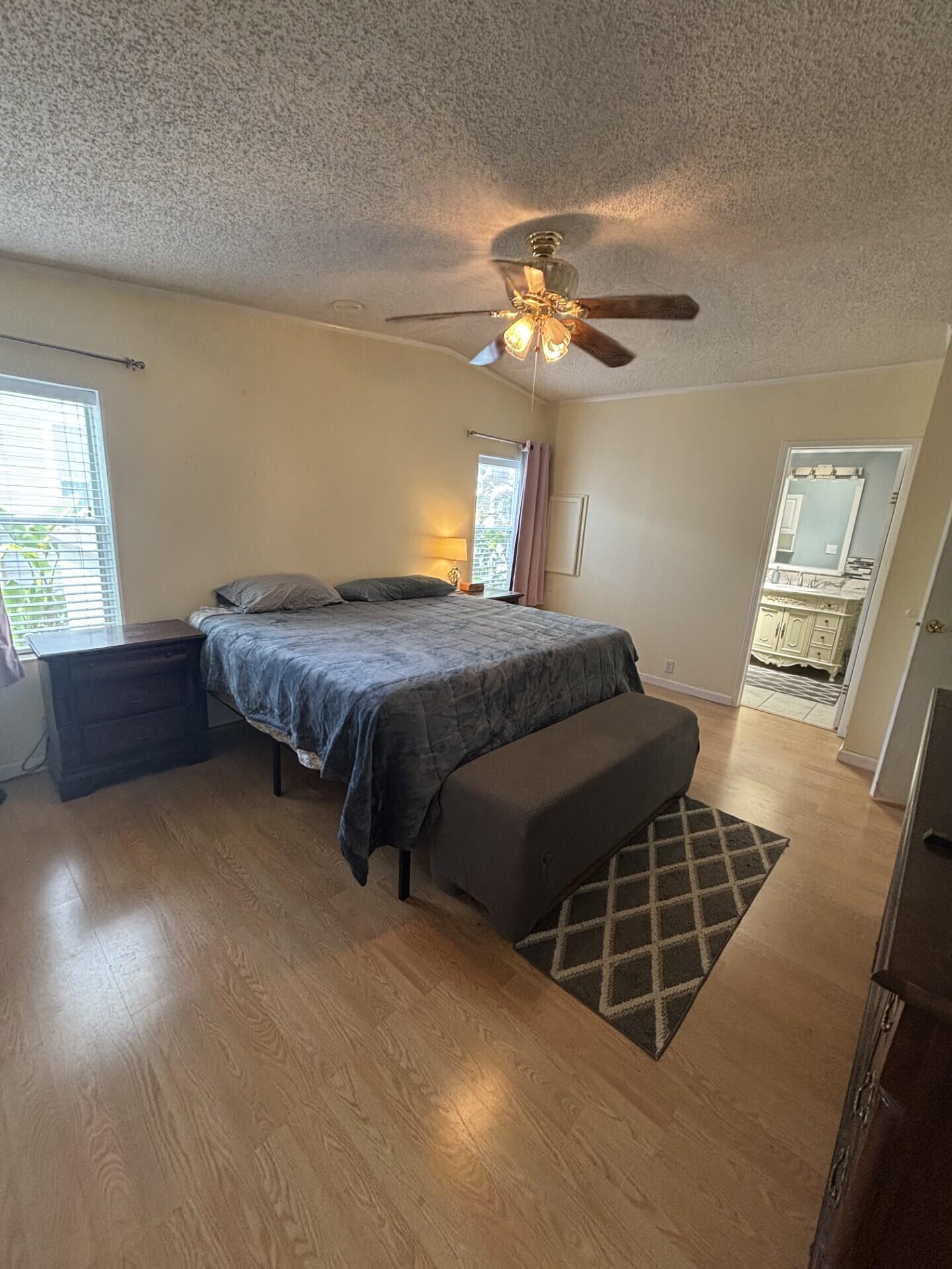 TALLOWWOOD ISLE - Residential