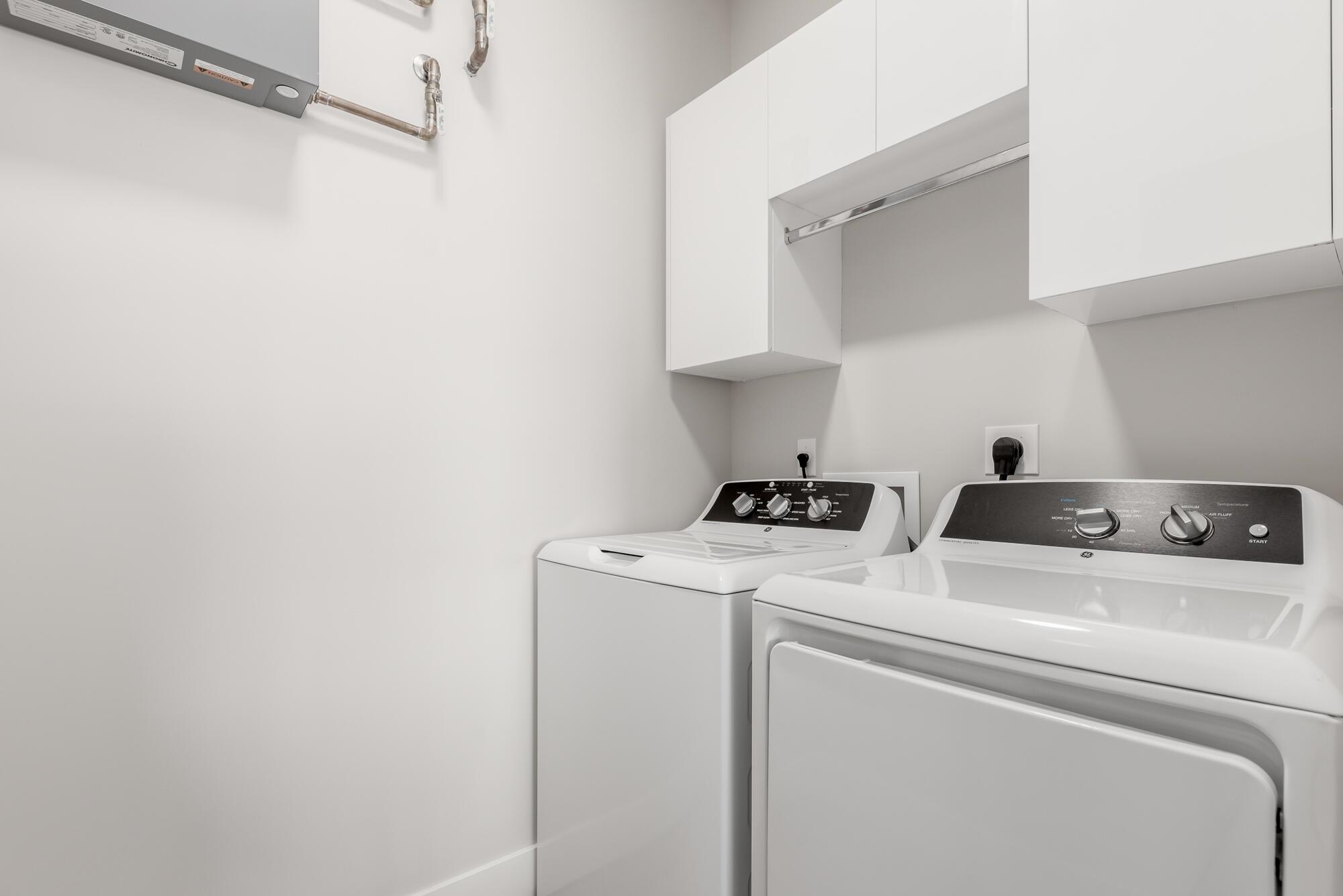 SAILFISH COVE CONDOMINIUM - Residential Lease