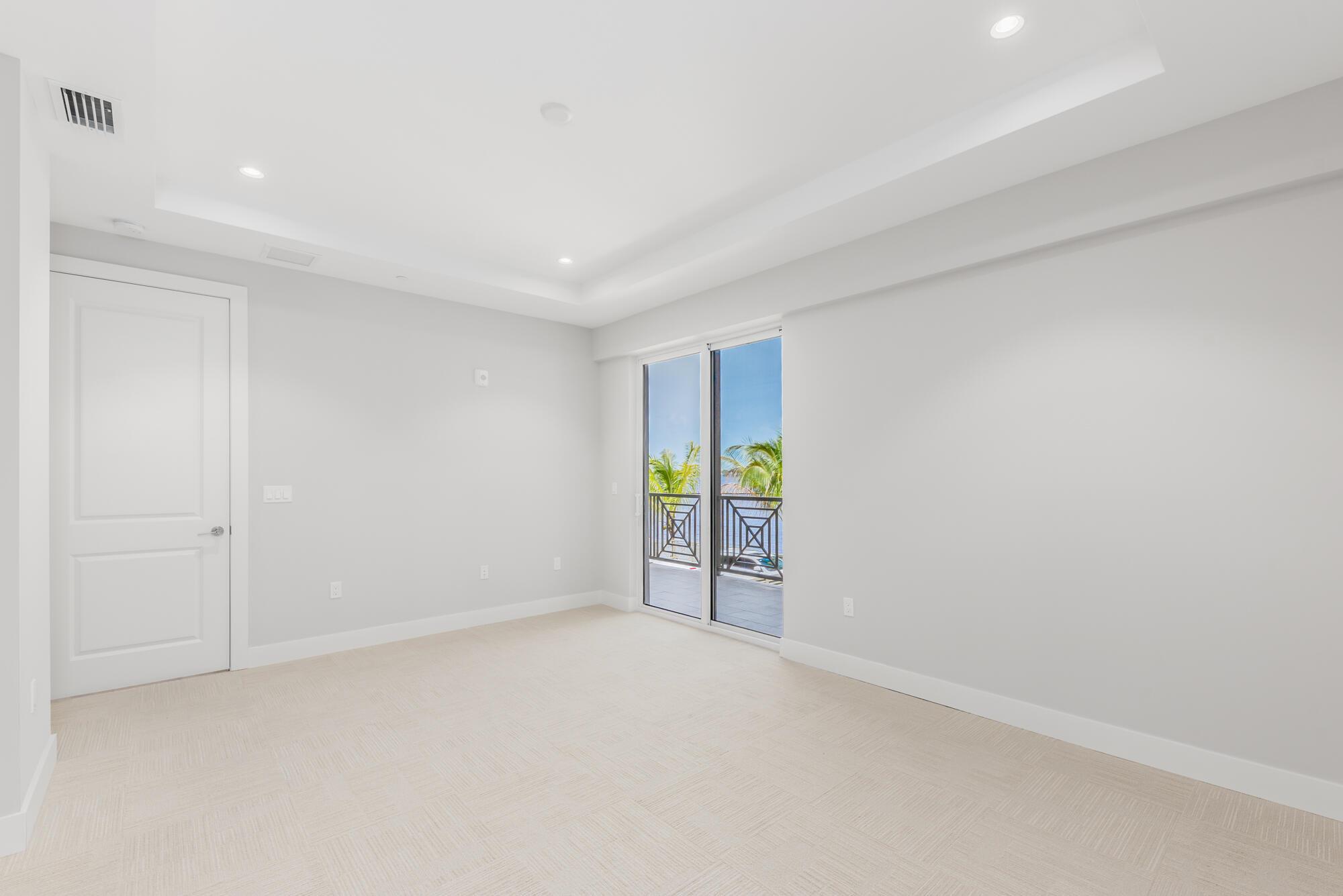 SAILFISH COVE CONDOMINIUM - Residential Lease