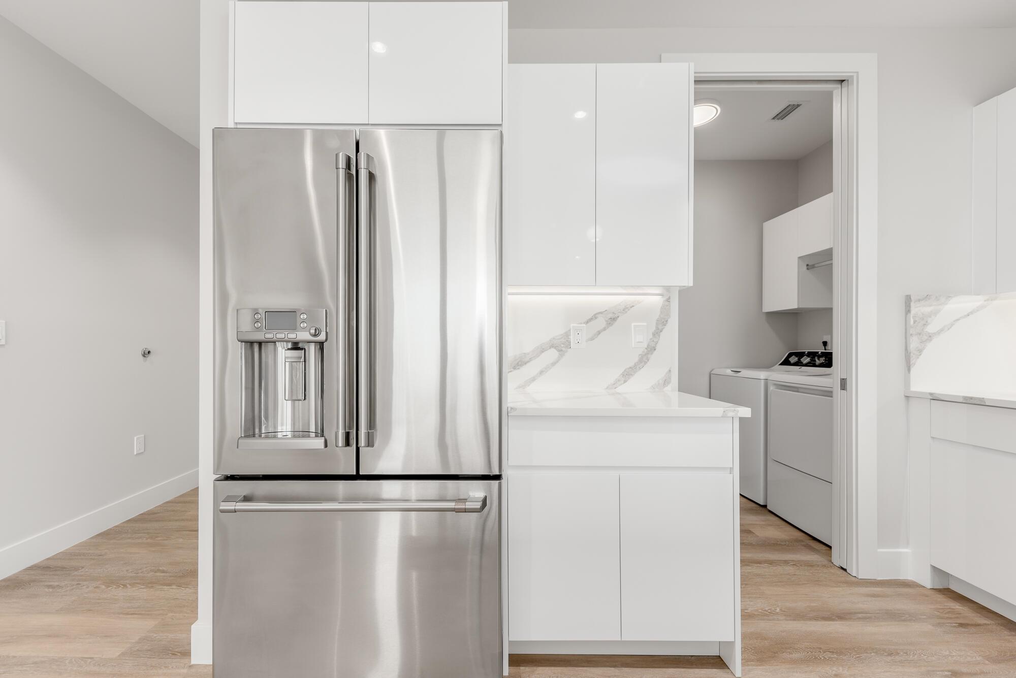 SAILFISH COVE CONDOMINIUM - Residential Lease