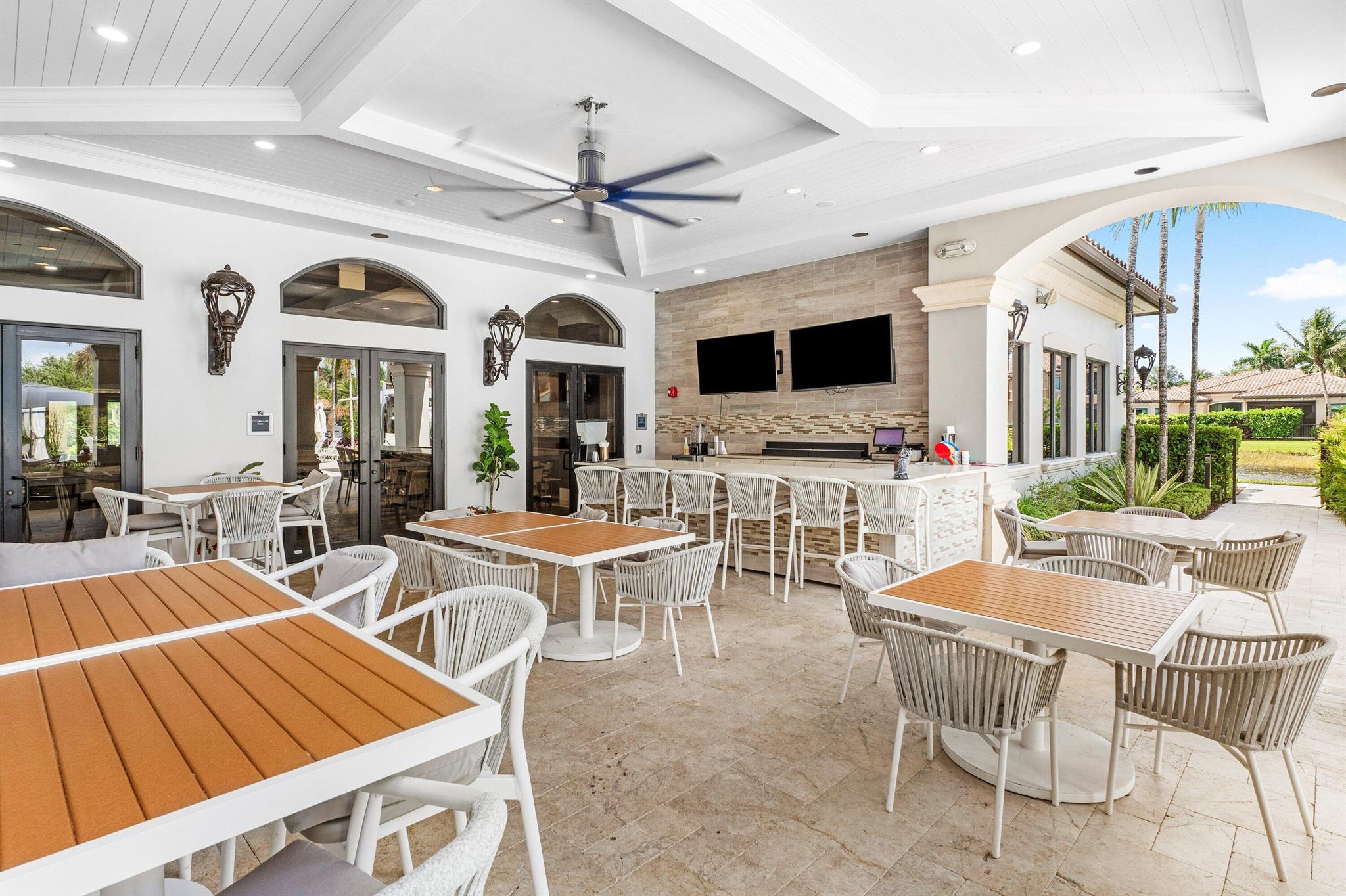 THE BRIDGES - Residential