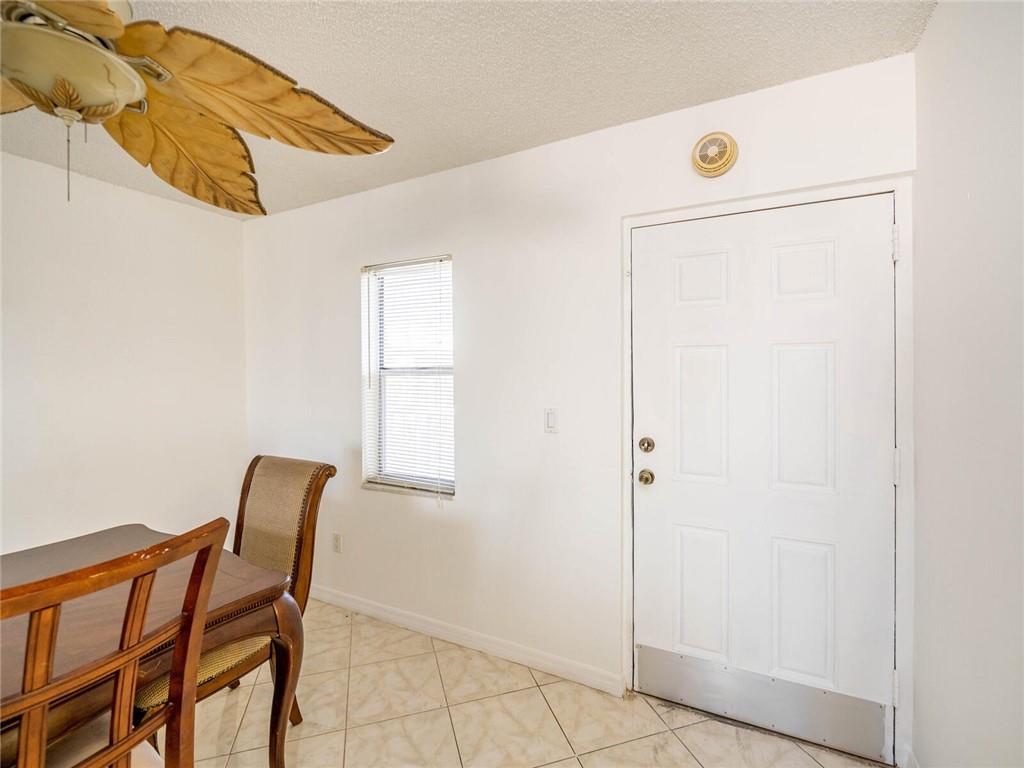 SOMERSET - Residential