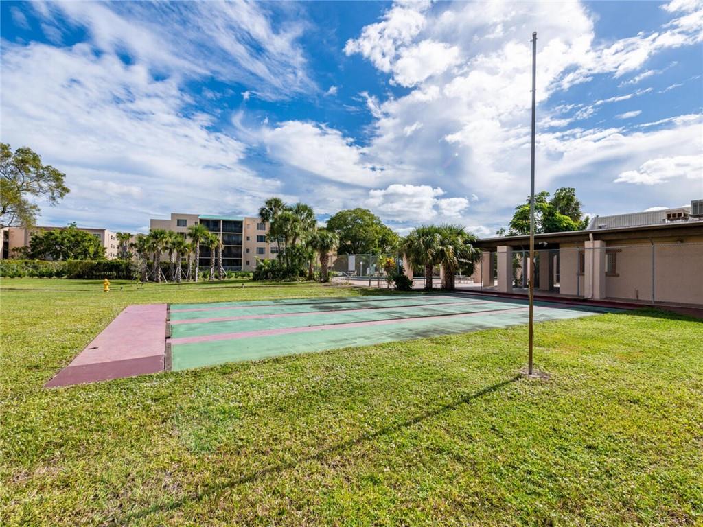 SOMERSET - Residential