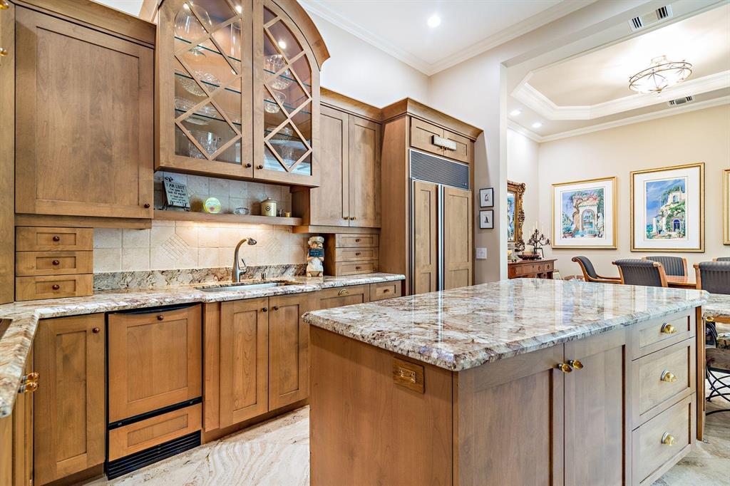 OCEAN PARK H W ROBBINS - Residential