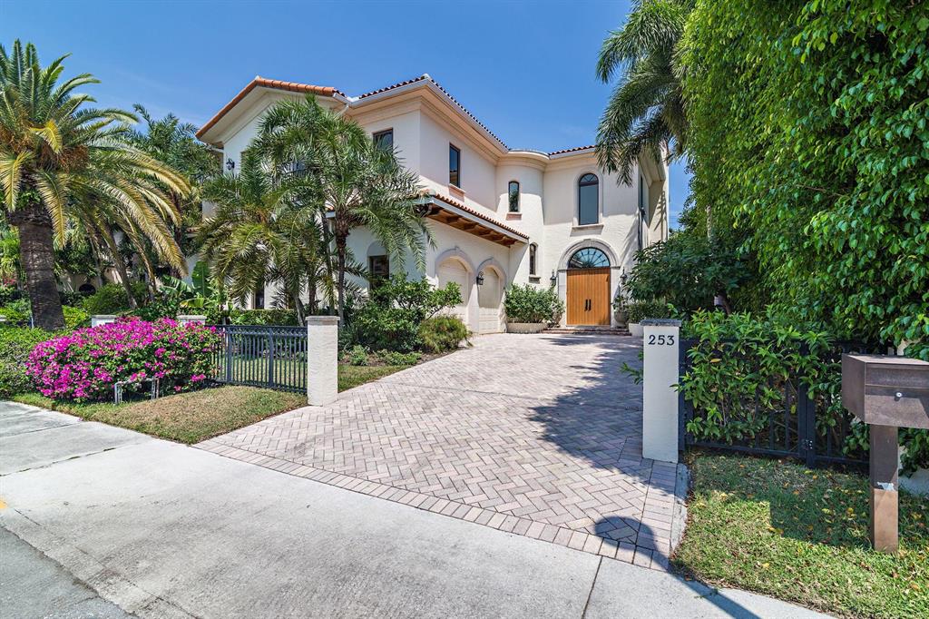 OCEAN PARK H W ROBBINS - Residential