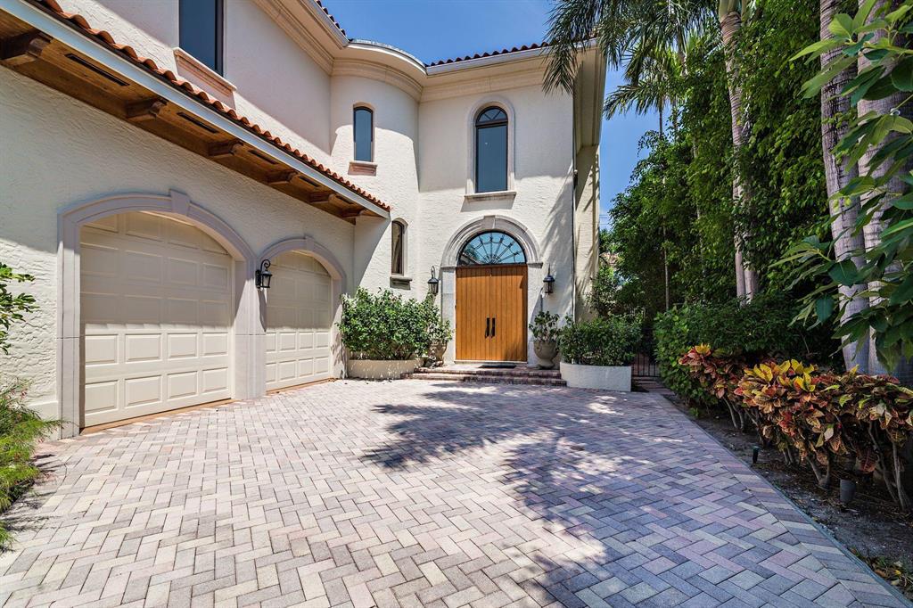 OCEAN PARK H W ROBBINS - Residential