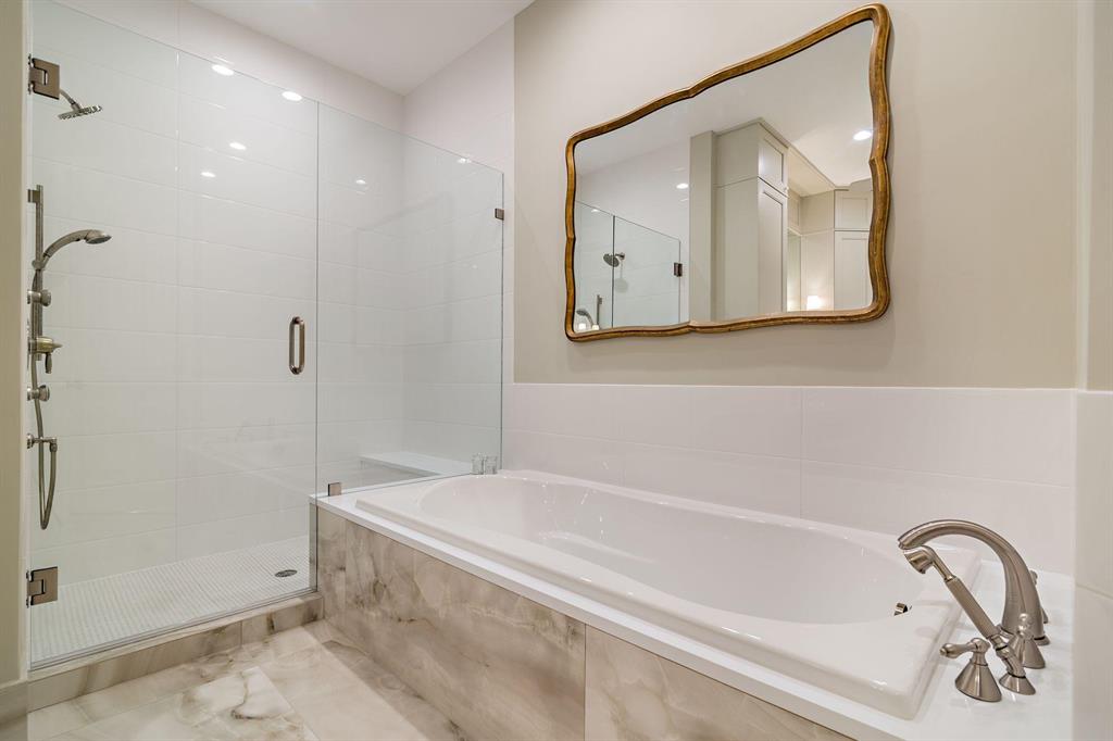 OCEAN PARK H W ROBBINS - Residential