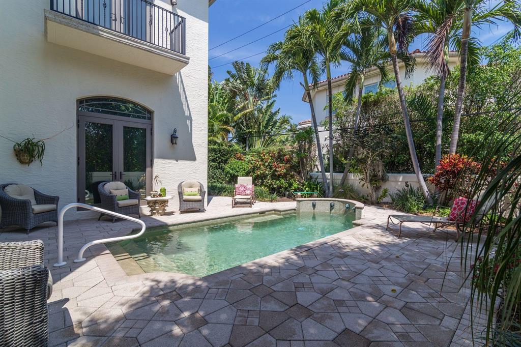 OCEAN PARK H W ROBBINS - Residential