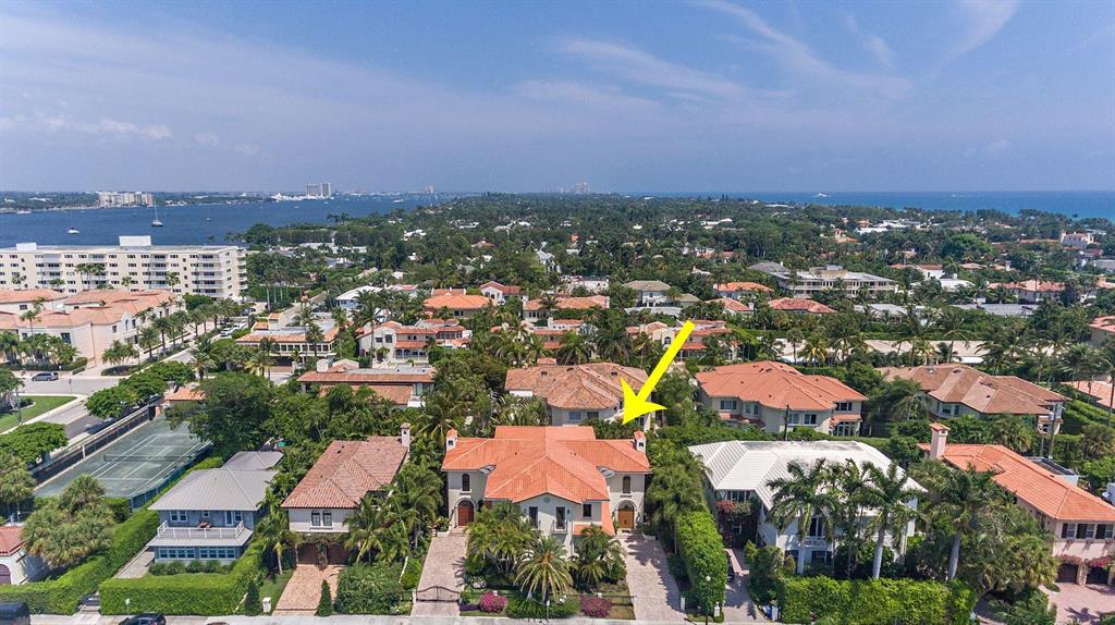 OCEAN PARK H W ROBBINS - Residential