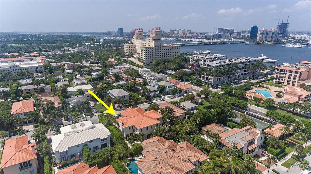 OCEAN PARK H W ROBBINS - Residential