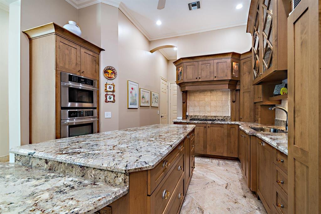 OCEAN PARK H W ROBBINS - Residential