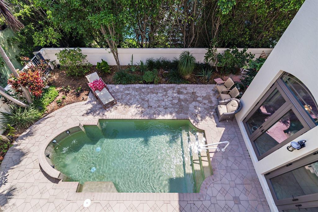 OCEAN PARK H W ROBBINS - Residential