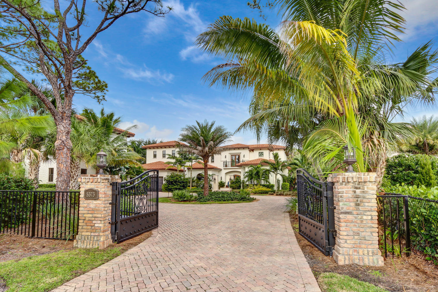 Pennock Point - Residential