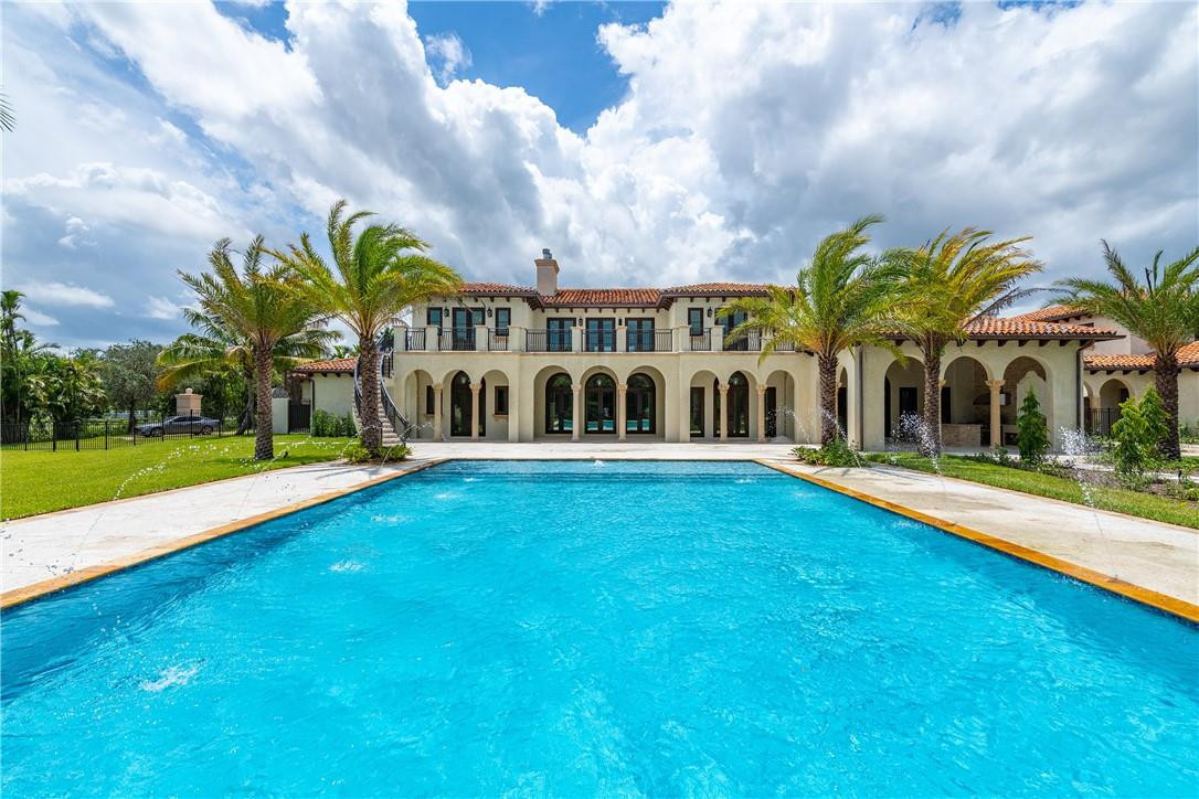 SUNSHINE RANCHES - Residential