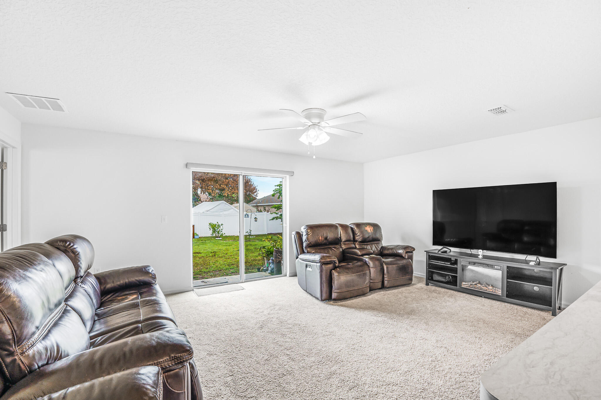 PORT ST LUCIE SECTION 27 - Residential