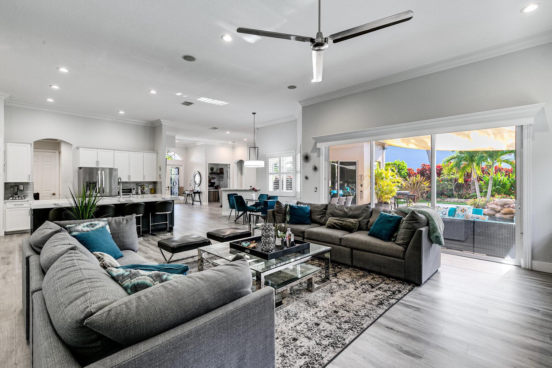 ISLES AT WELLINGTON 8 - Residential Lease