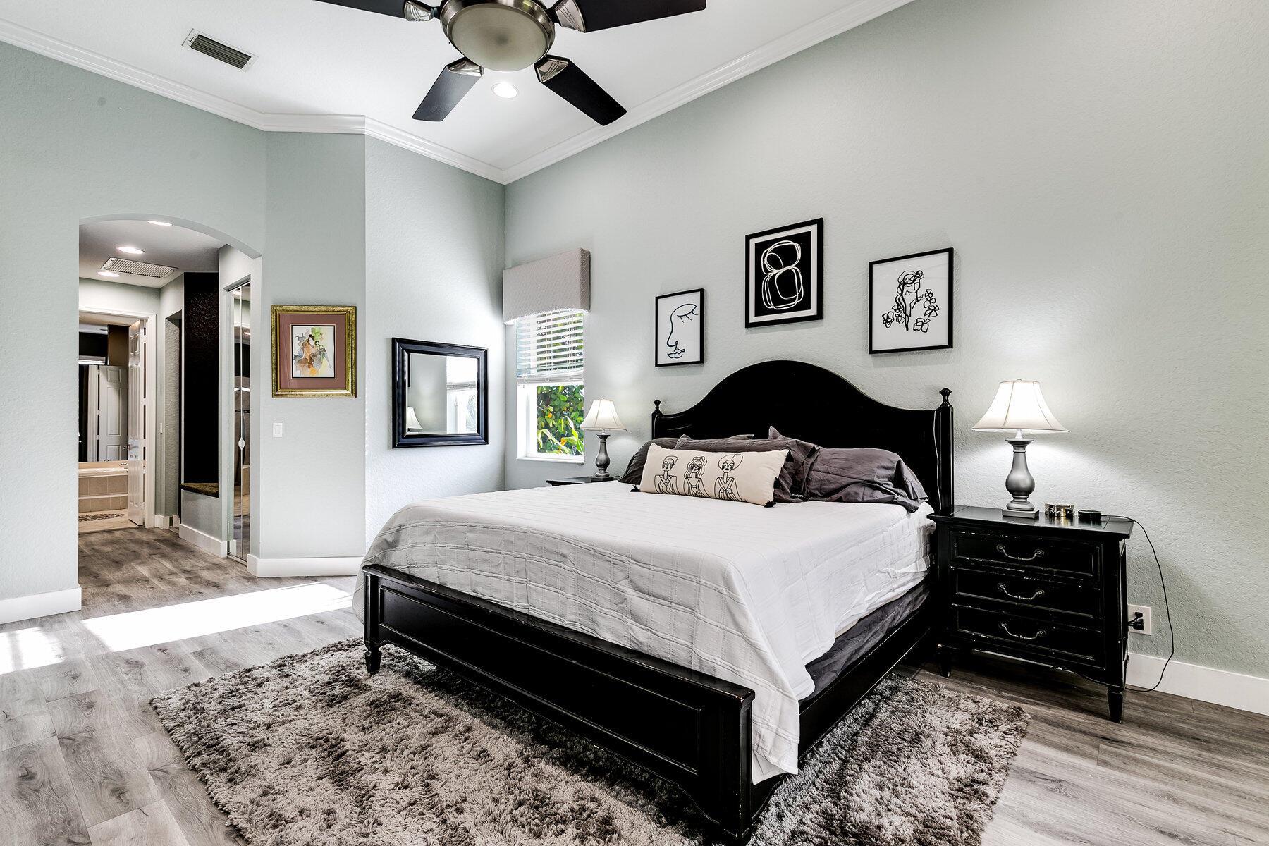 ISLES AT WELLINGTON 8 - Residential Lease