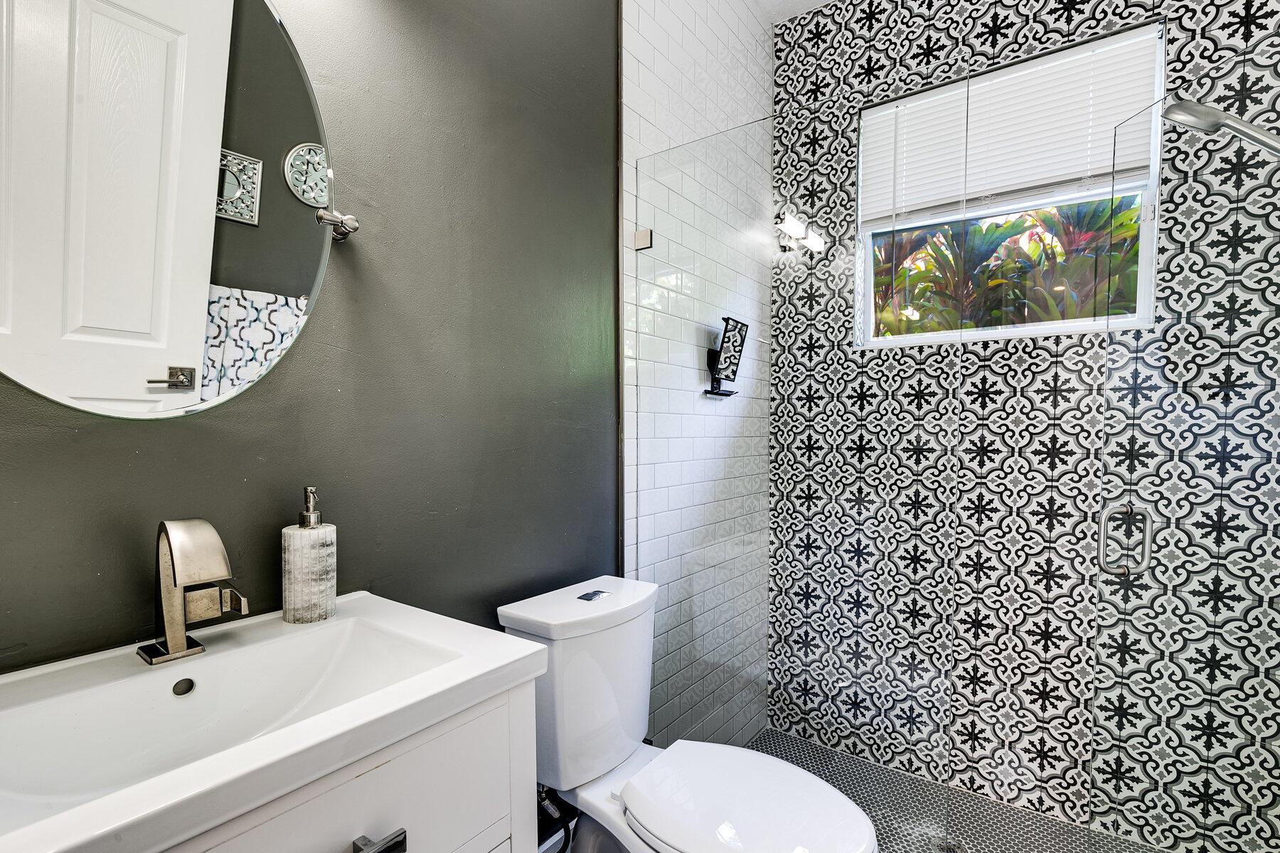 ISLES AT WELLINGTON 8 - Residential Lease