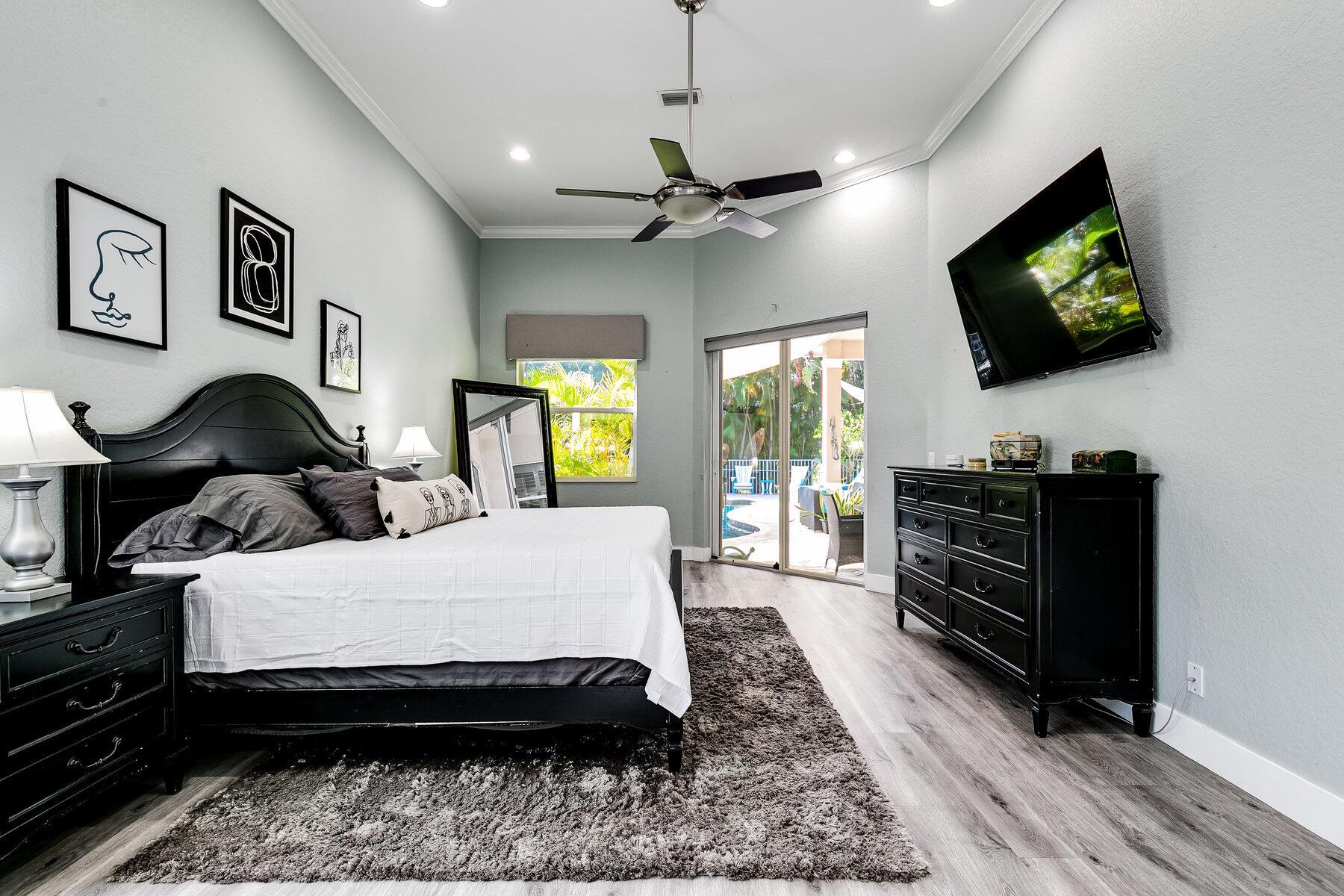 ISLES AT WELLINGTON 8 - Residential Lease