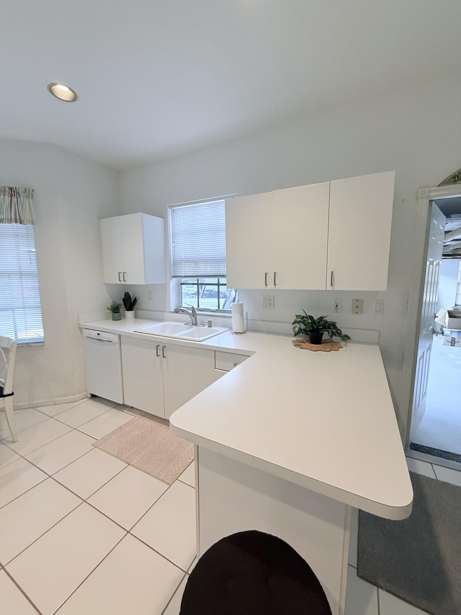 SOUTHAMPTON - Residential