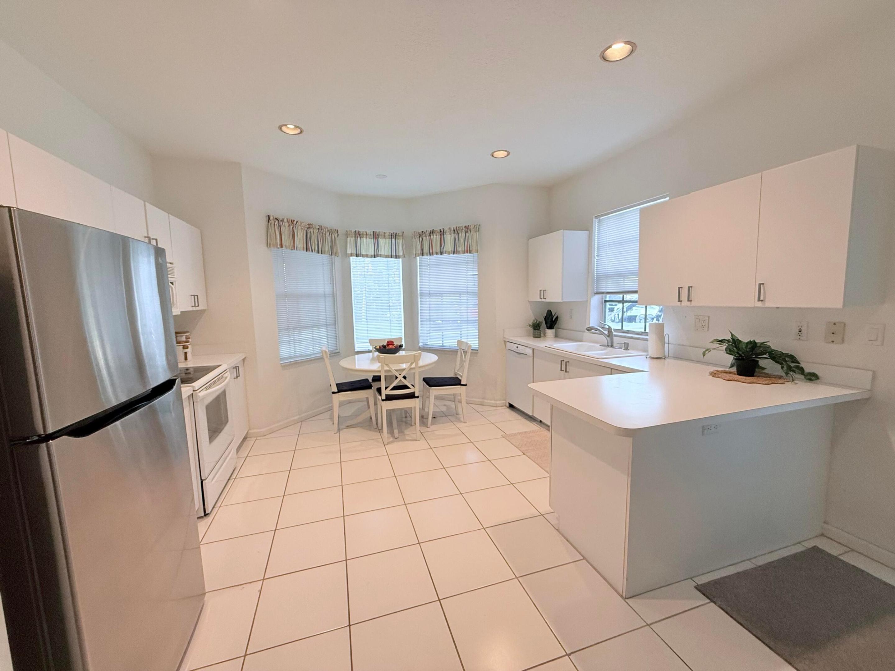 SOUTHAMPTON - Residential