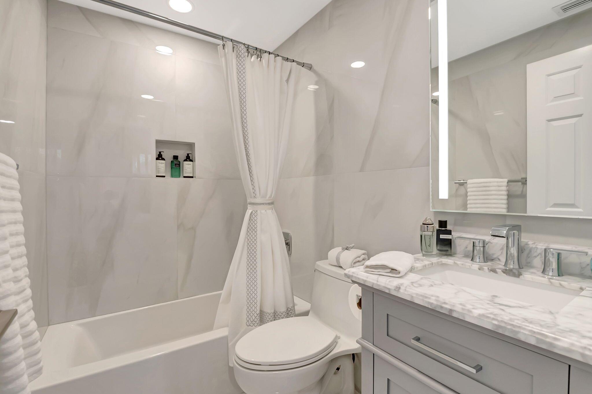 BERMUDA HIGH WEST ONE AND TWO CONDO - Residential