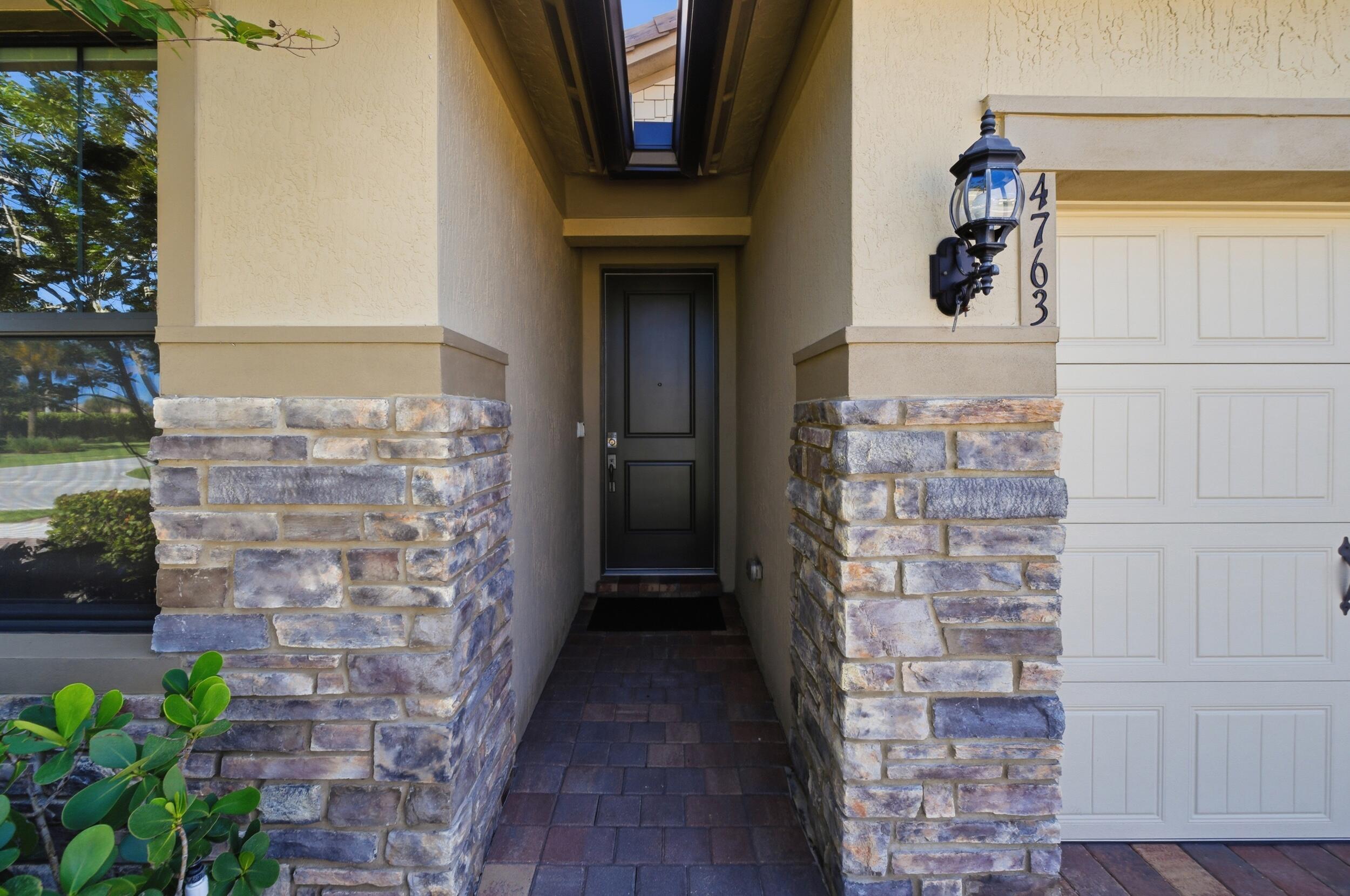 4763 Roldan Court