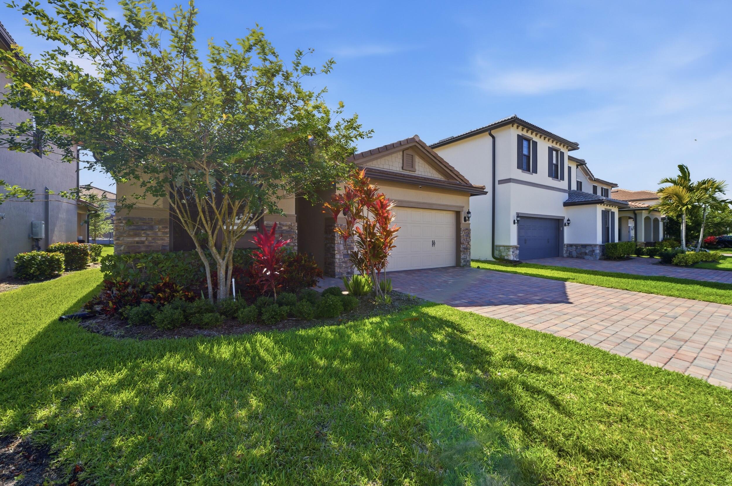 4763 Roldan Court
