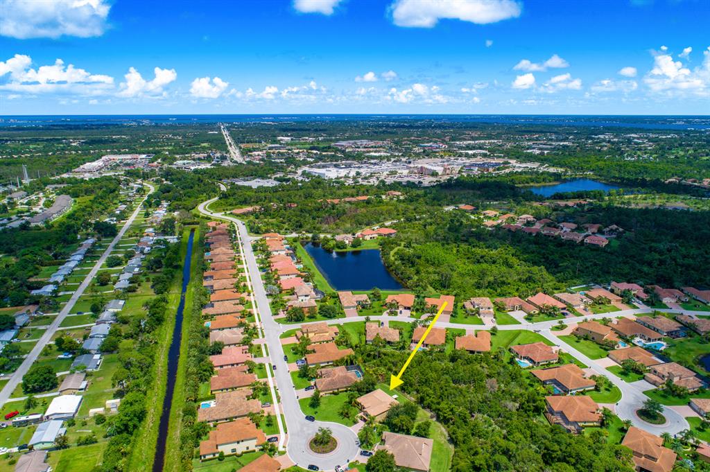 FALLS OF JENSEN BEACH - Residential