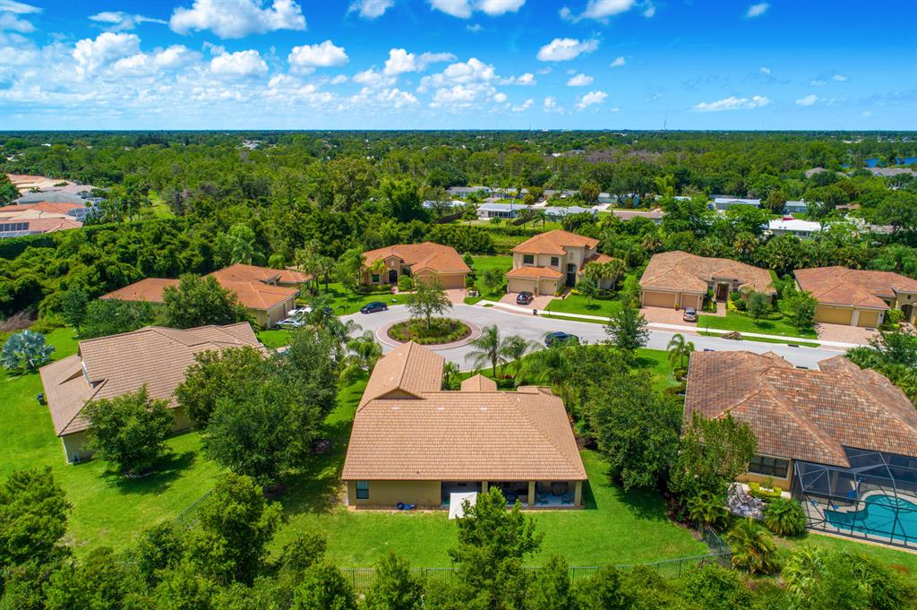 FALLS OF JENSEN BEACH - Residential