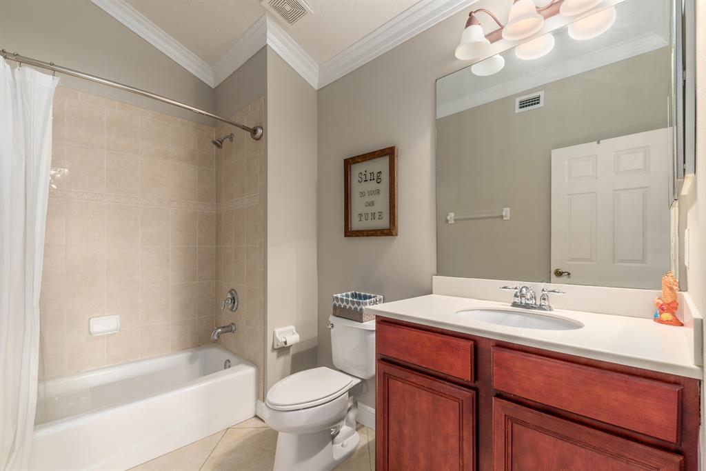 FALLS OF JENSEN BEACH - Residential