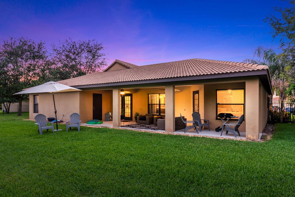 FALLS OF JENSEN BEACH - Residential