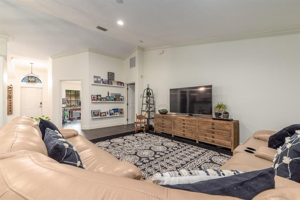 FALLS OF JENSEN BEACH - Residential