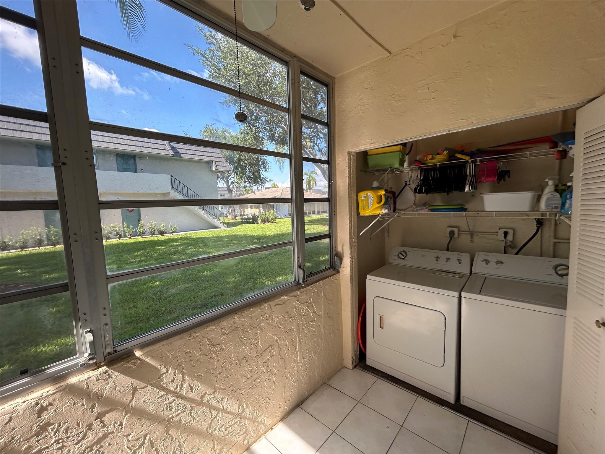 CORAL PINE 1 - Residential