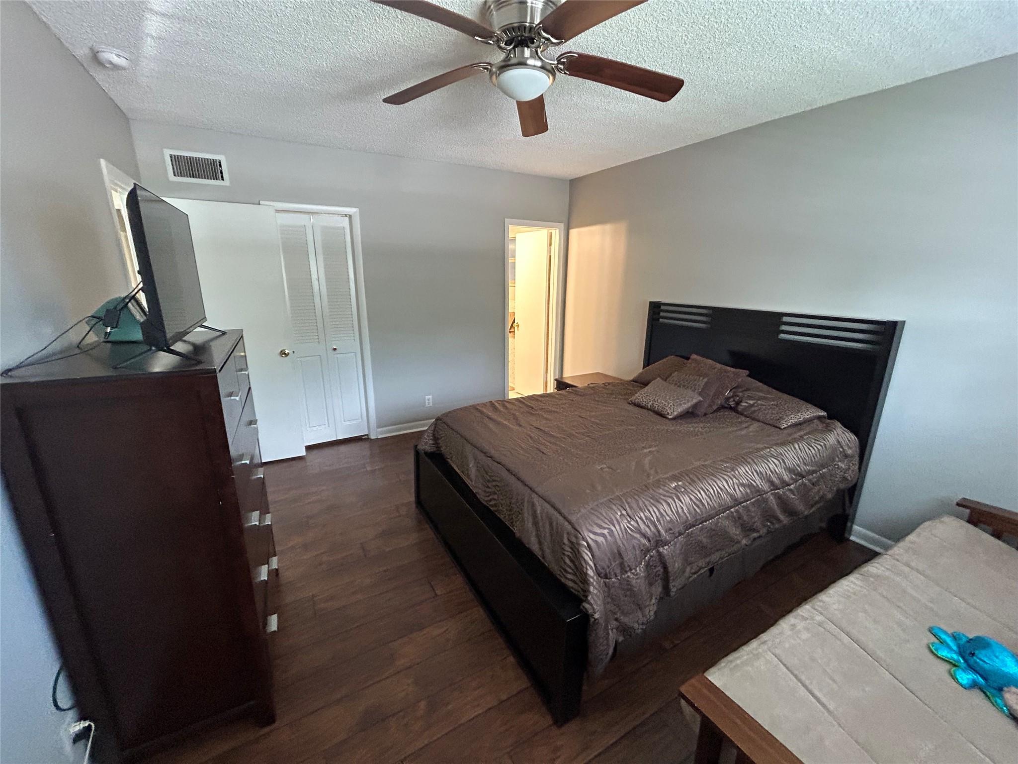 CORAL PINE 1 - Residential