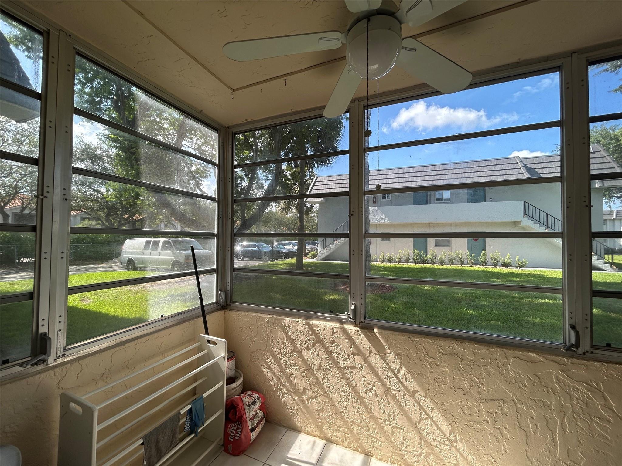 CORAL PINE 1 - Residential
