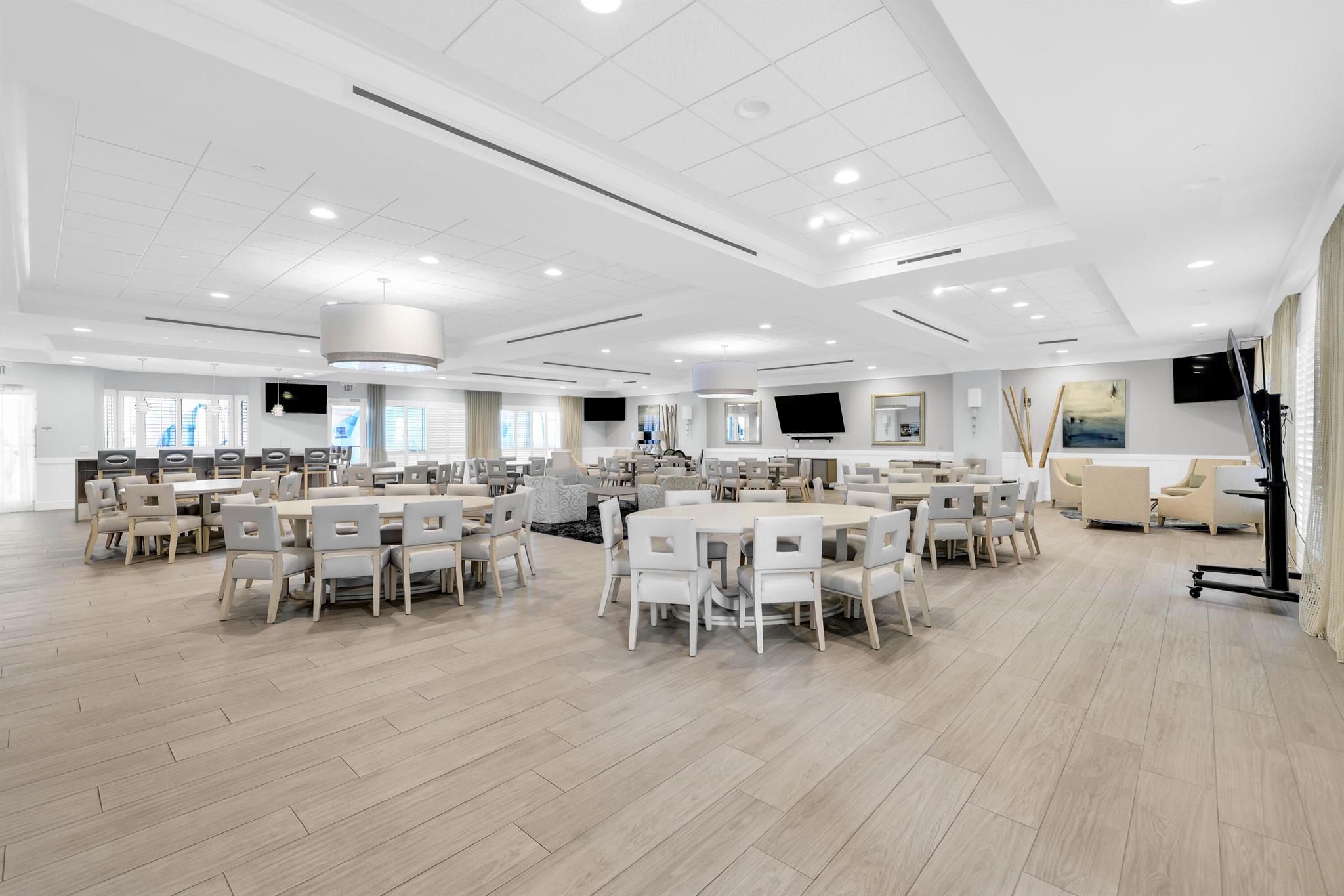 MARINA GRANDE RIVIERA BEA - Residential