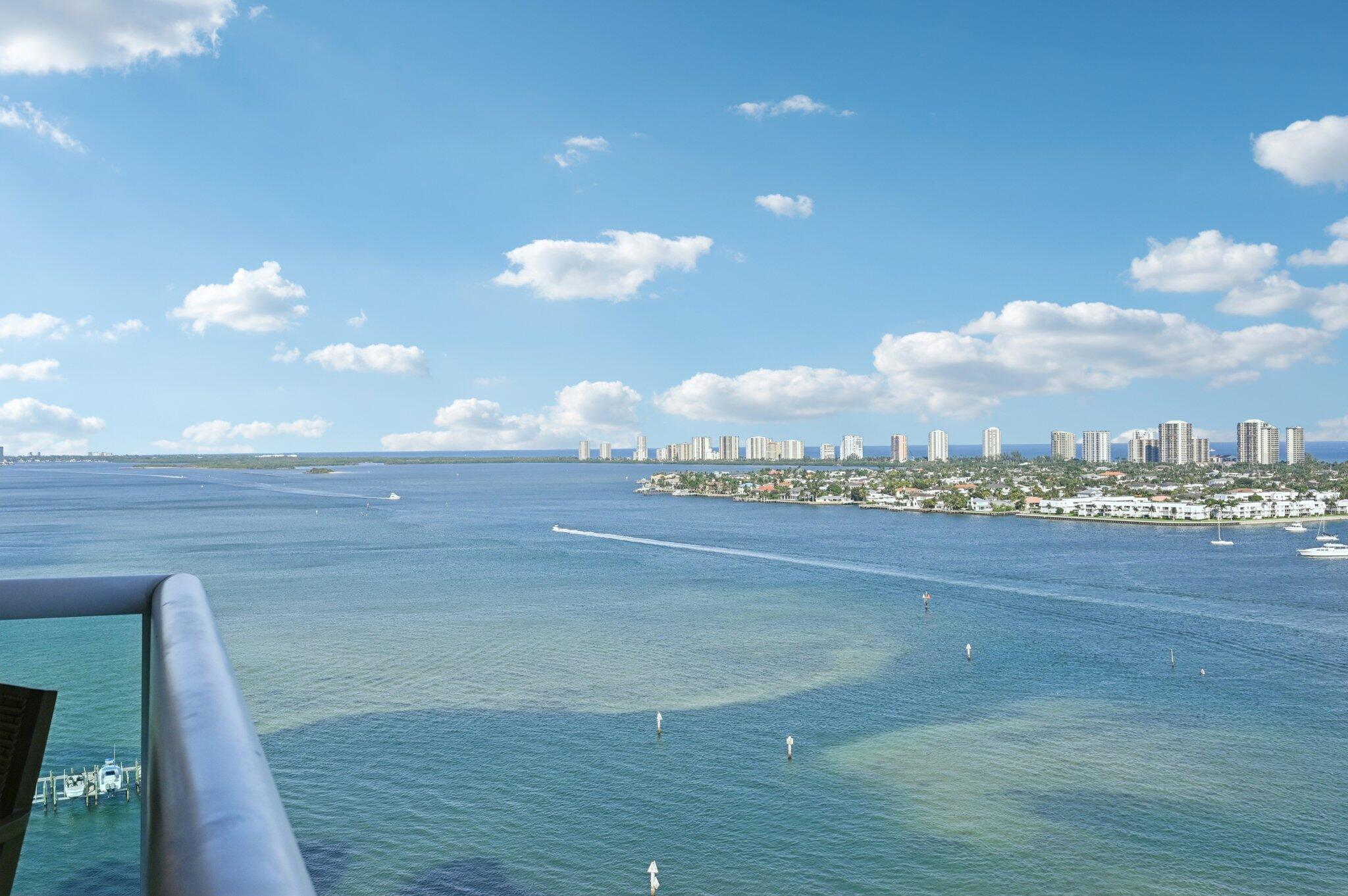 MARINA GRANDE RIVIERA BEA - Residential