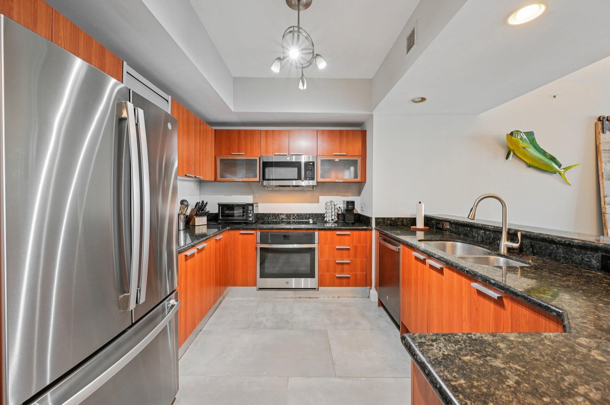 MARINA GRANDE RIVIERA BEACH CONDO - Residential